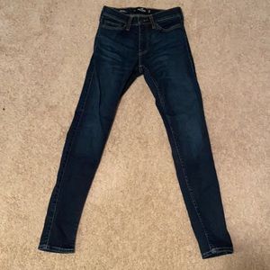 26 waist, 30 length Hollister Super Skinny jeans